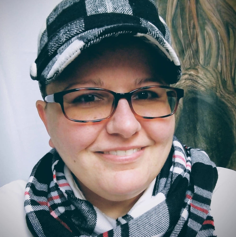 Meet your Posher, Jenn